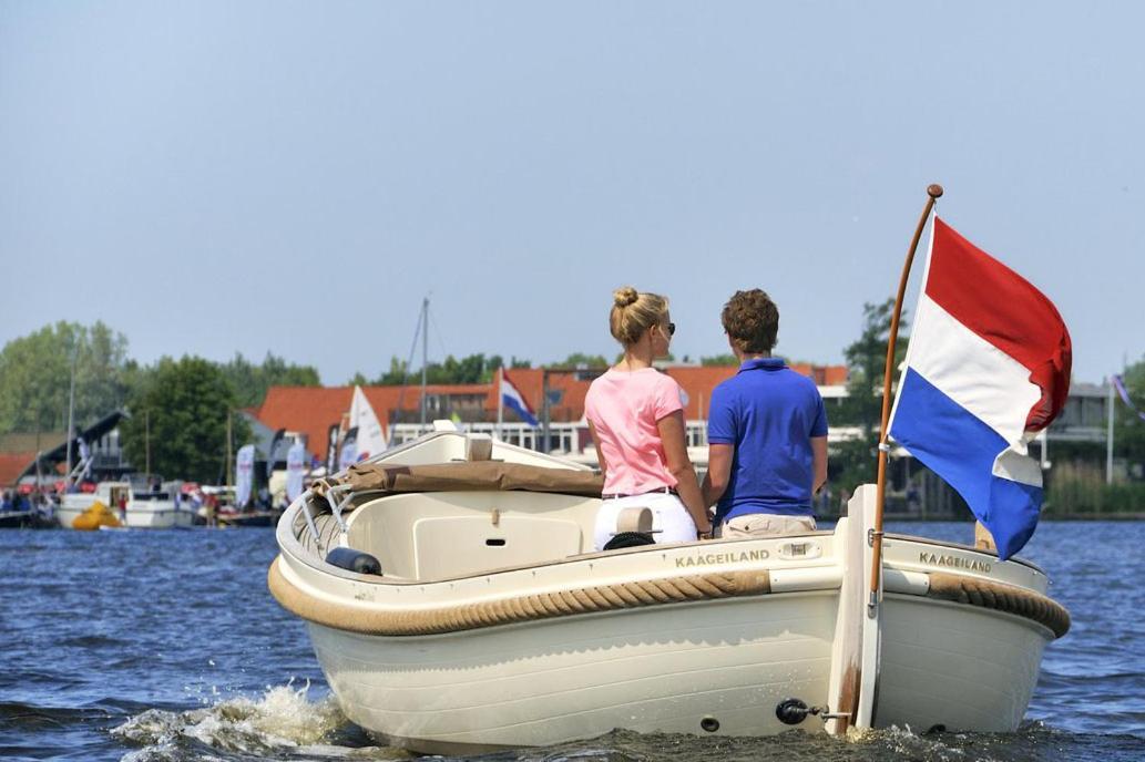 Boathouse At Unescco Fort And Magnificent Lake-View Roelofarendsveen Eksteriør billede